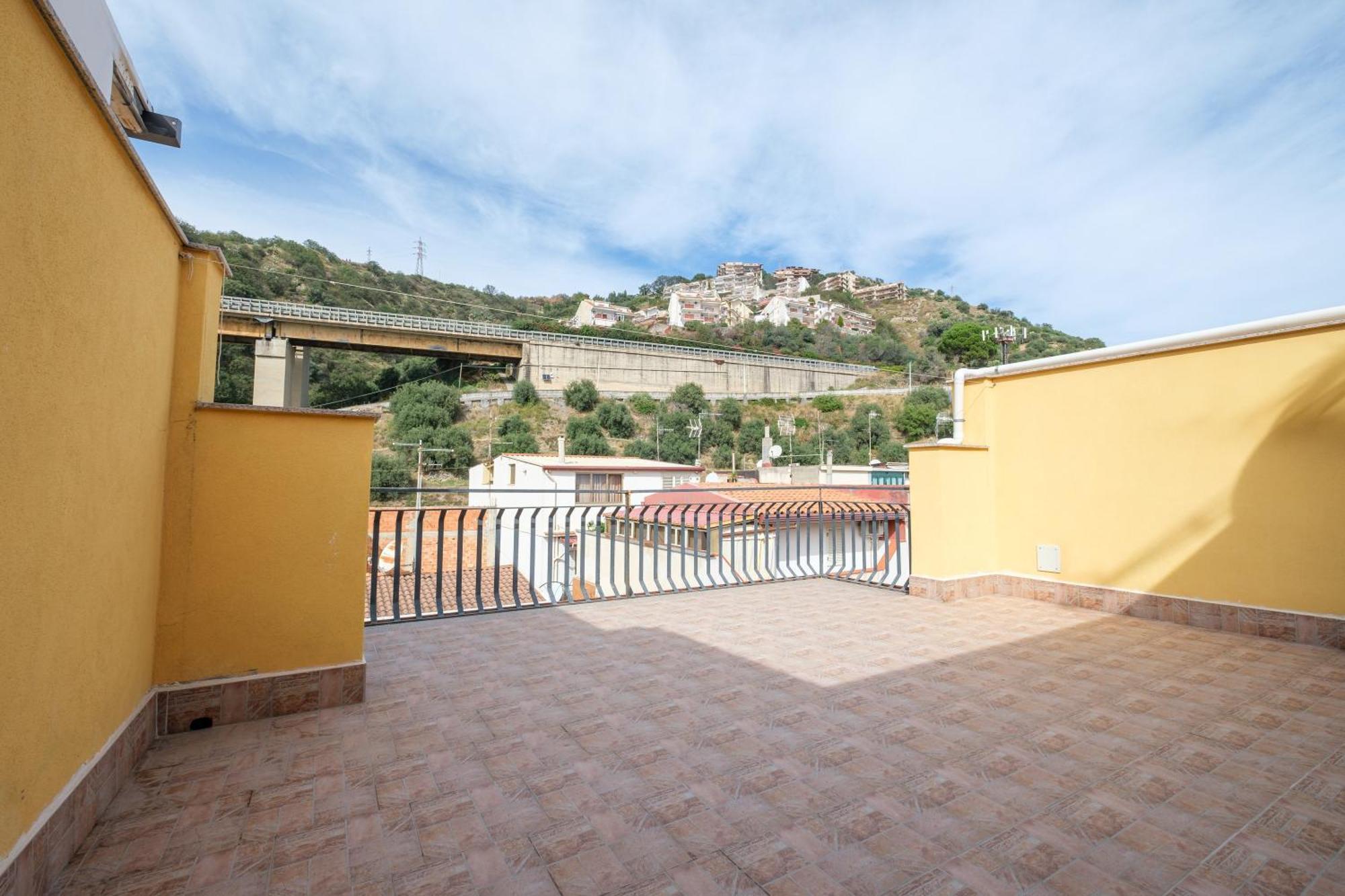 הוילה לטויאני Casa Del Girasole מראה חיצוני תמונה